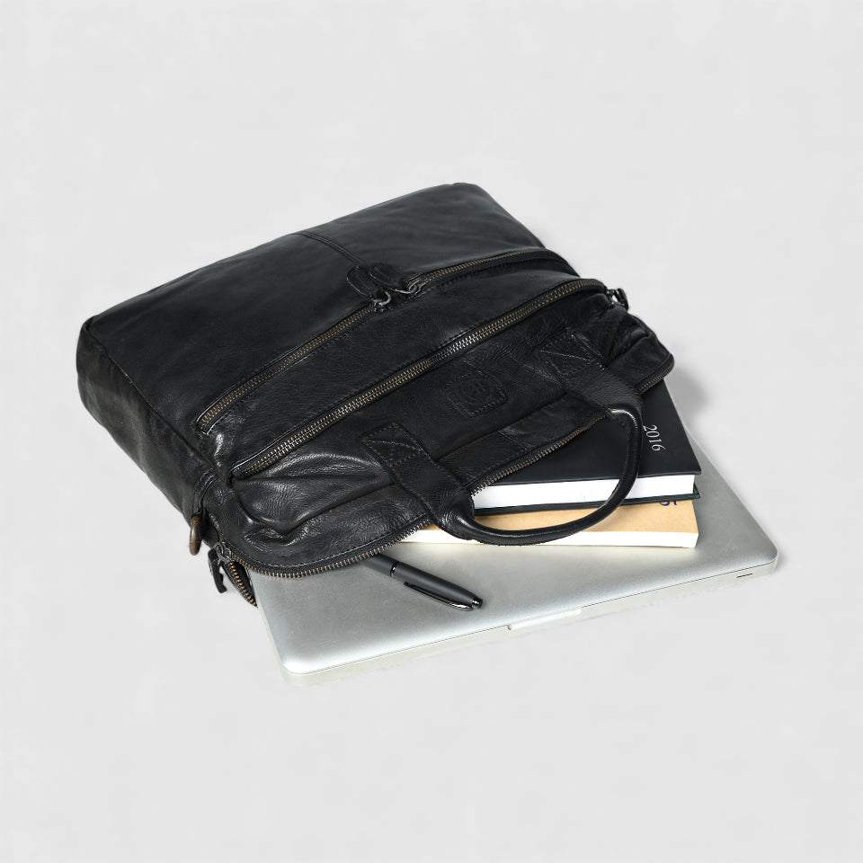 Voyager Vintage Leather Laptop Bag - Black Colour