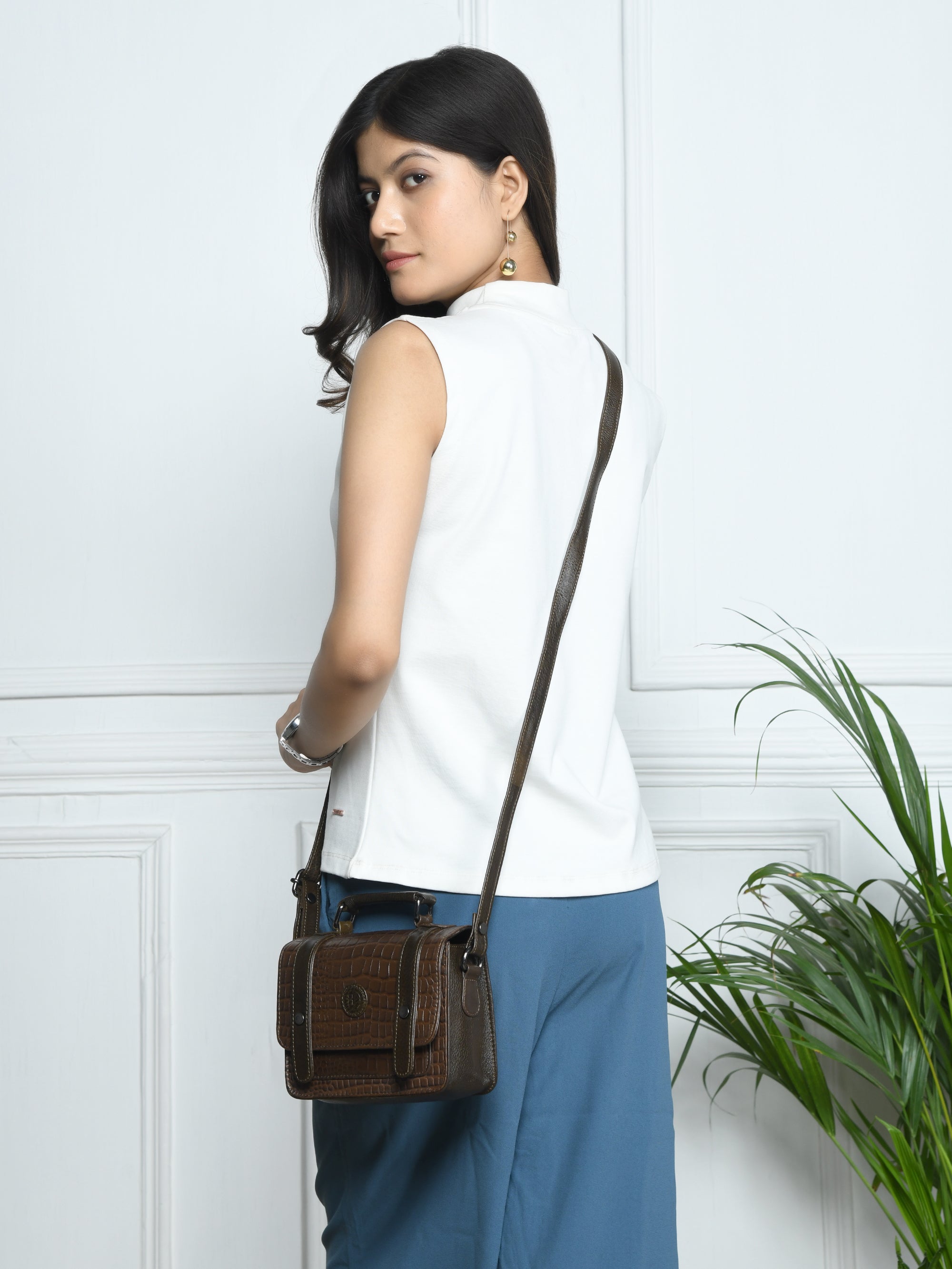 Urban Voyager Leather Belt Bag - Brown Colour