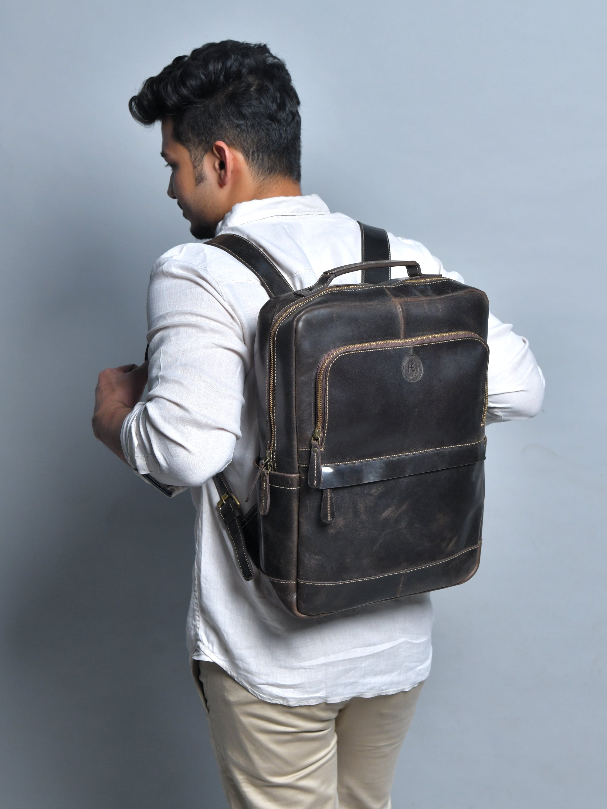 Alpine Vintage Leather Laptop Backpack - Brown Colour