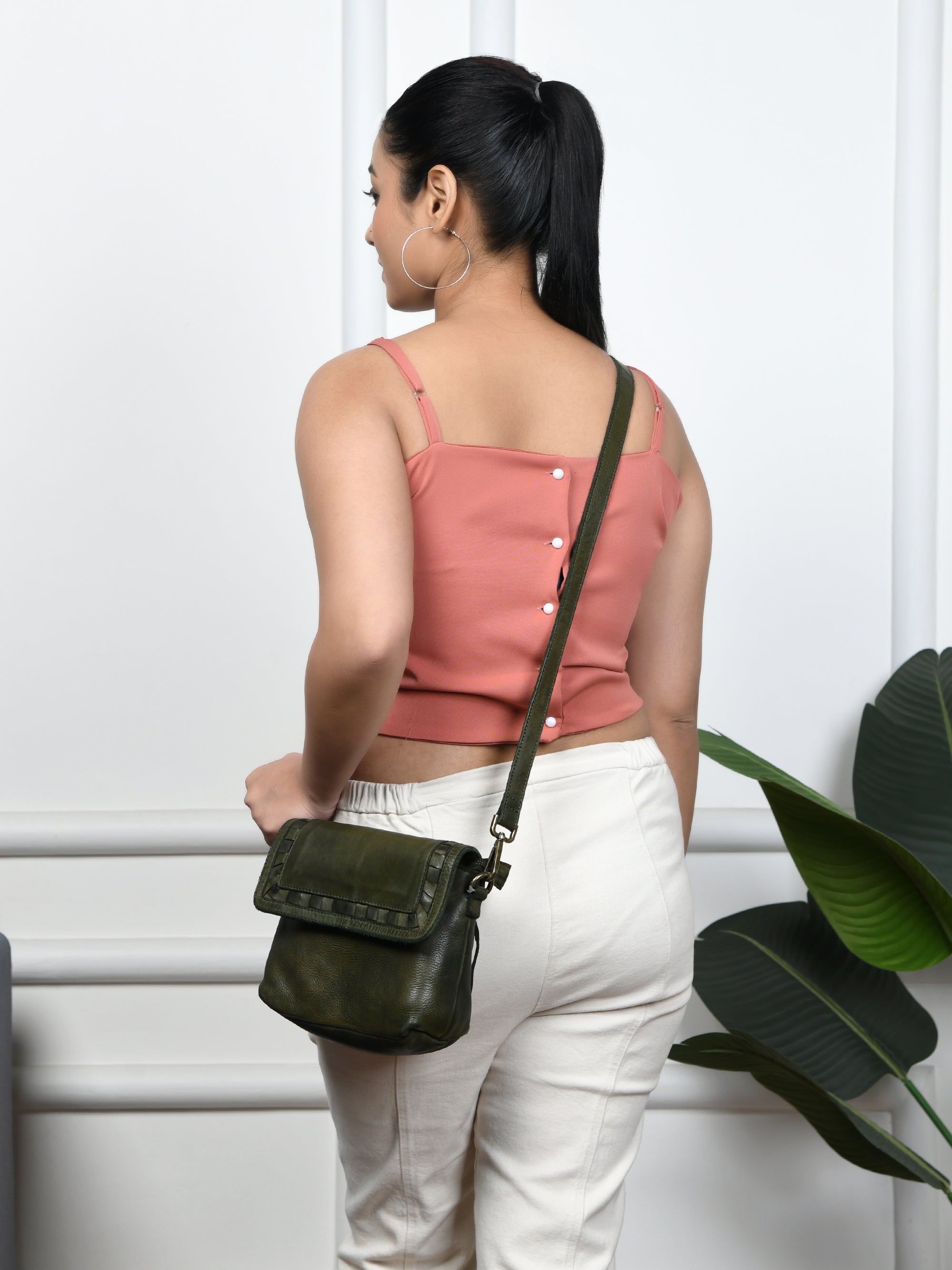 Verdant Crossbody Women's Leather Handbag - Olive Colour